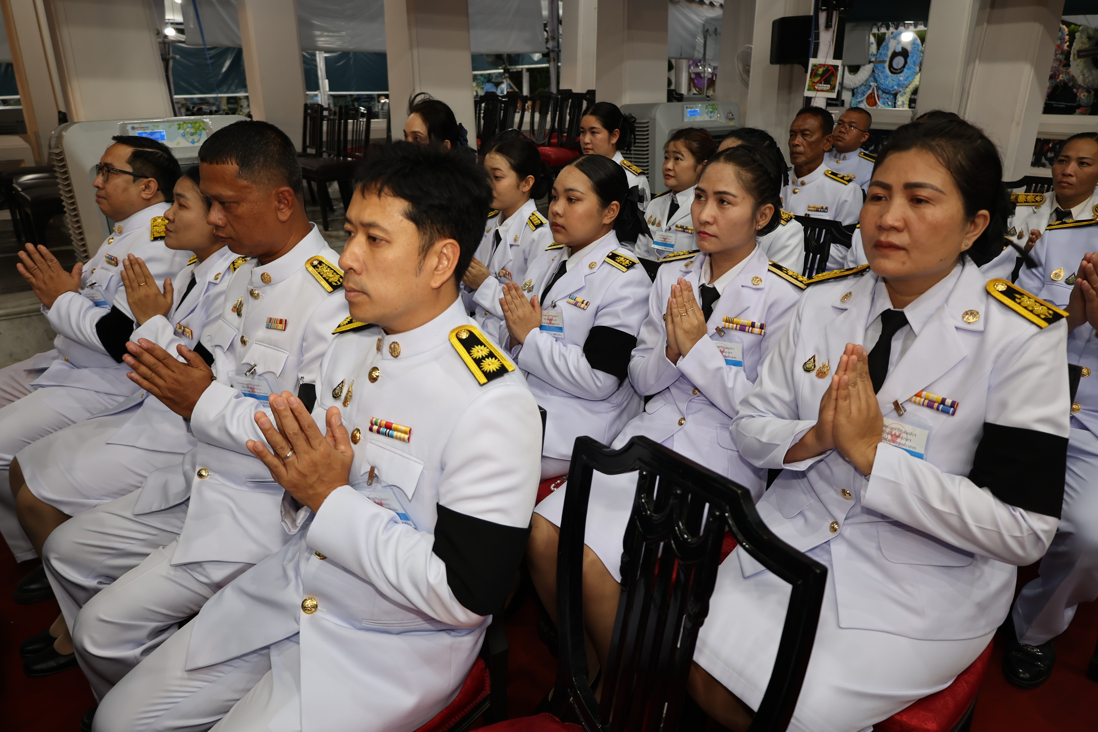 title - สำนักงานการปฏิรูปที่ดินเพื่อเกษตรกรรม รับพระราชทานพระบรมราชานุญาตให้ร่วมเป็นเจ้าภาพบำเพ็ญกุศลถวายพระบรมศพ สมเด็จพระนางเจ้าสิริกิติ์ พระบรมราชินีนาถ พระบรมราชชนนีพันปีหลวง (Re-post)